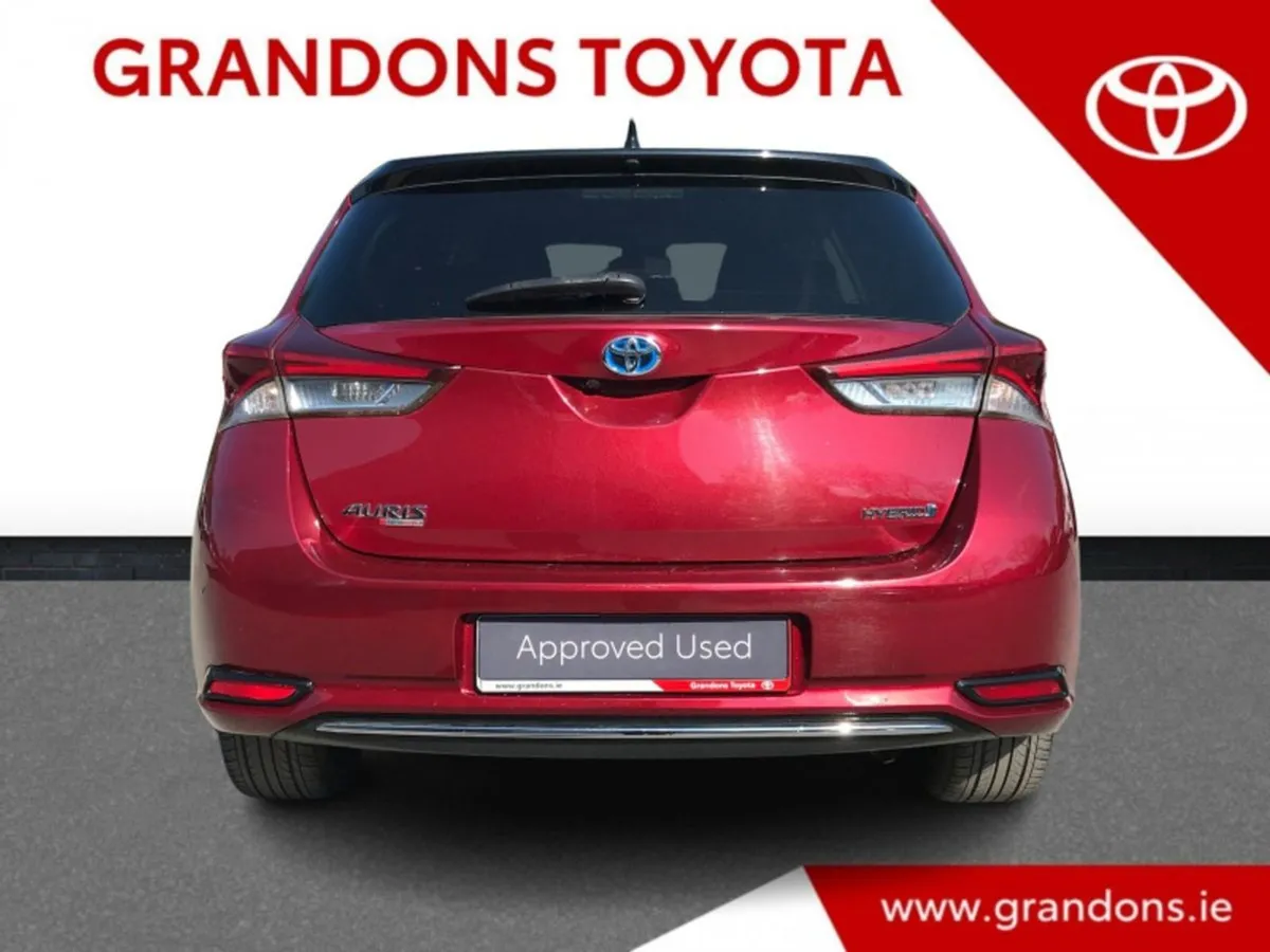 Toyota Auris Hybrid Luna Sport - Grandons - Image 4