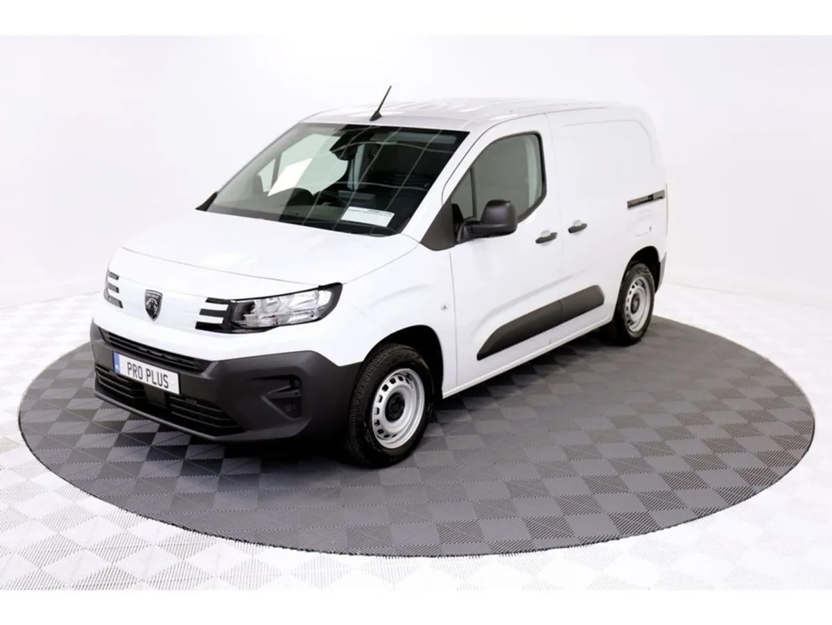 Peugeot Partner Pro Plus 1.5 Diesel 100HP 650kg - - Image 3
