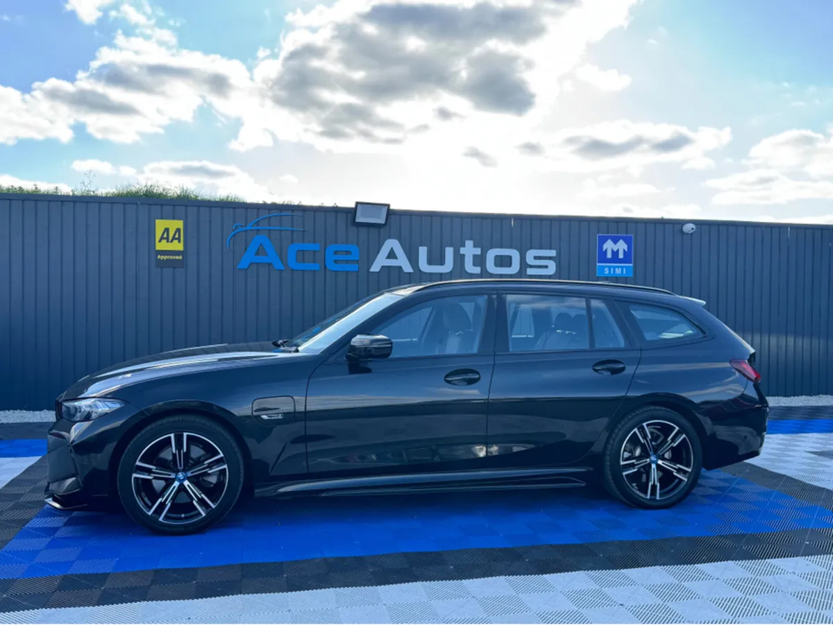BMW 3-Series **DEPOSIT TAKEN** 330E M SPORT - 2.0L - Image 4