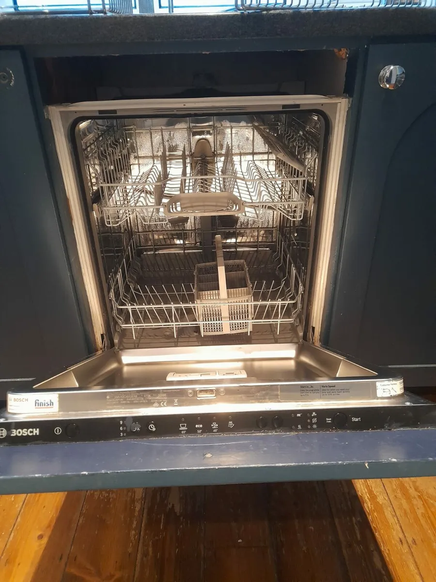 Dishwasher - Image 2