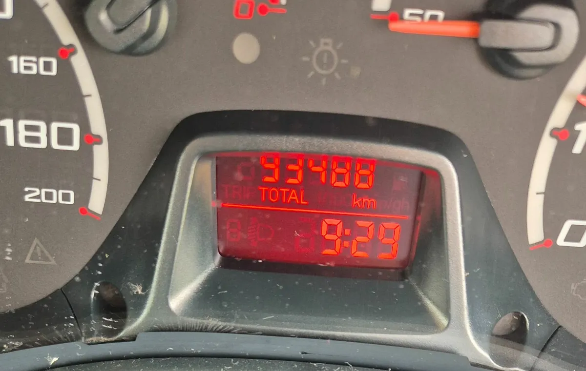 Ford KA 2010 - Image 4