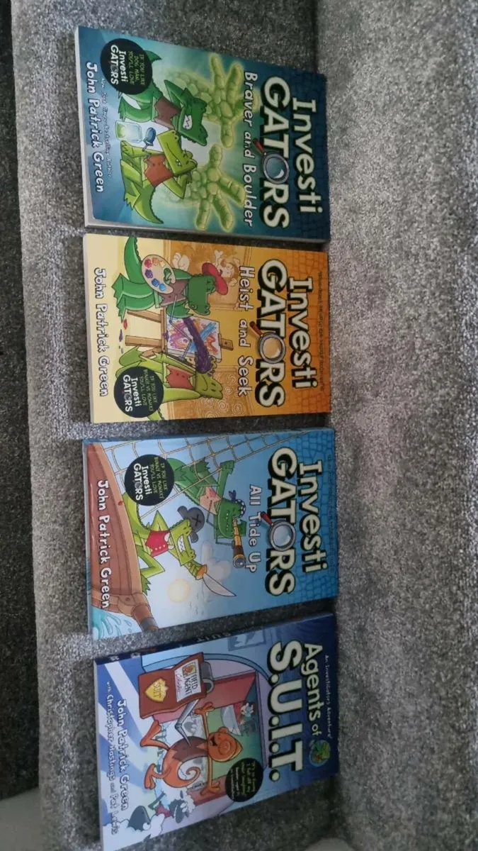 Investigators Books x 8 - Image 4