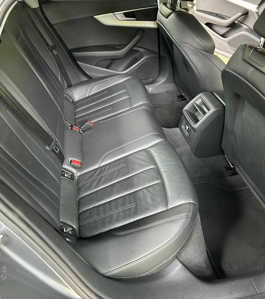 2018 (182) Audi A4 LIMOUSINE 2.0 TDI 122 SE 4DR - Image 3
