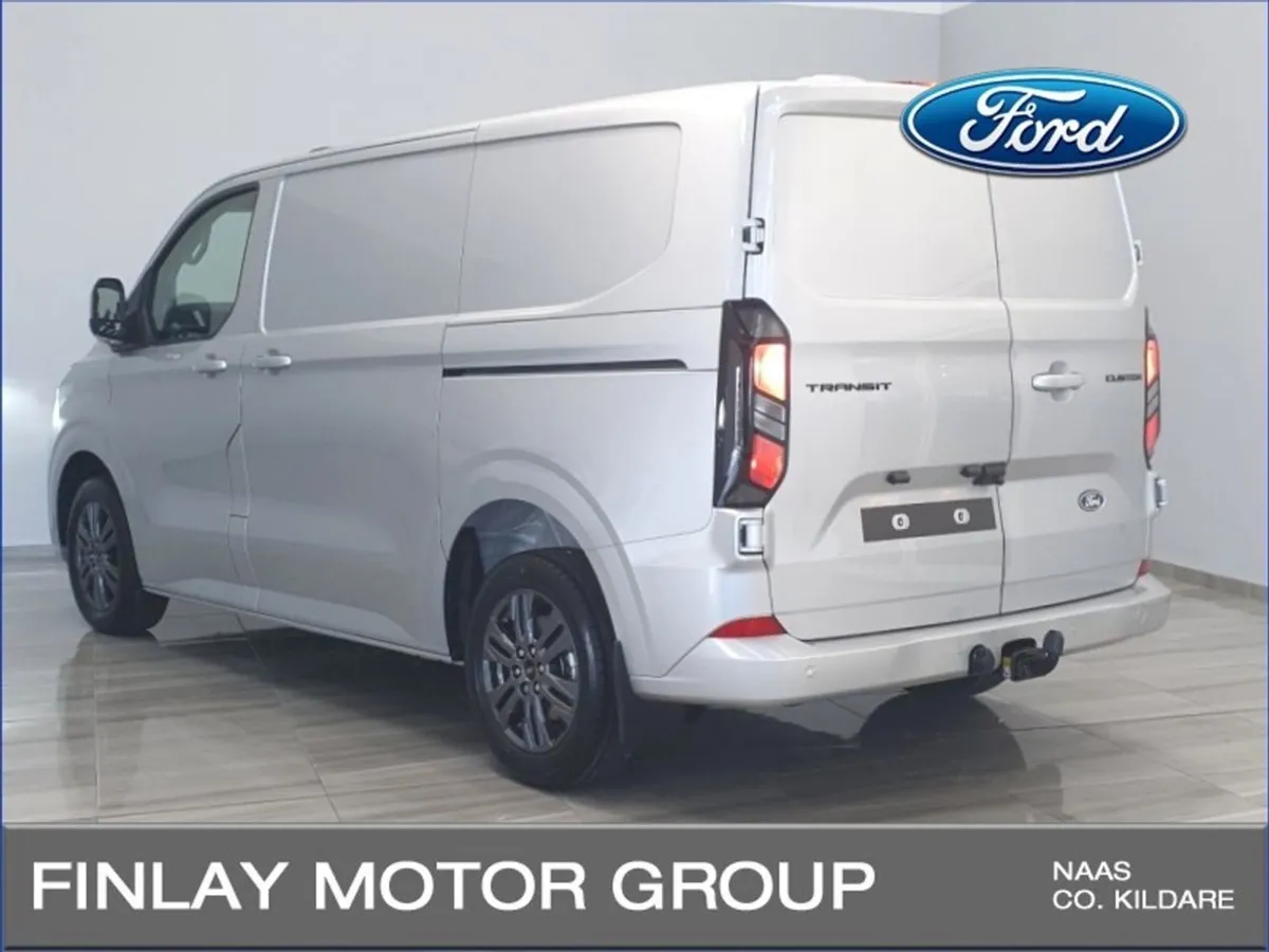 Ford Transit Custom Custom Limited SWB 170ps Auto - Image 4