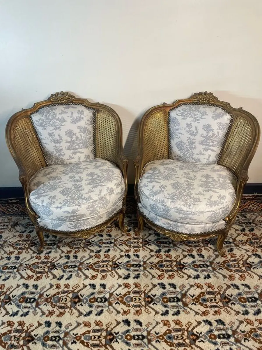 FLASH SALE ! Was 650 Now 500 ! A Lovely Pair of Vintage French Bergere and Carved Giltwood Reupholstered Chairs. - Image 2