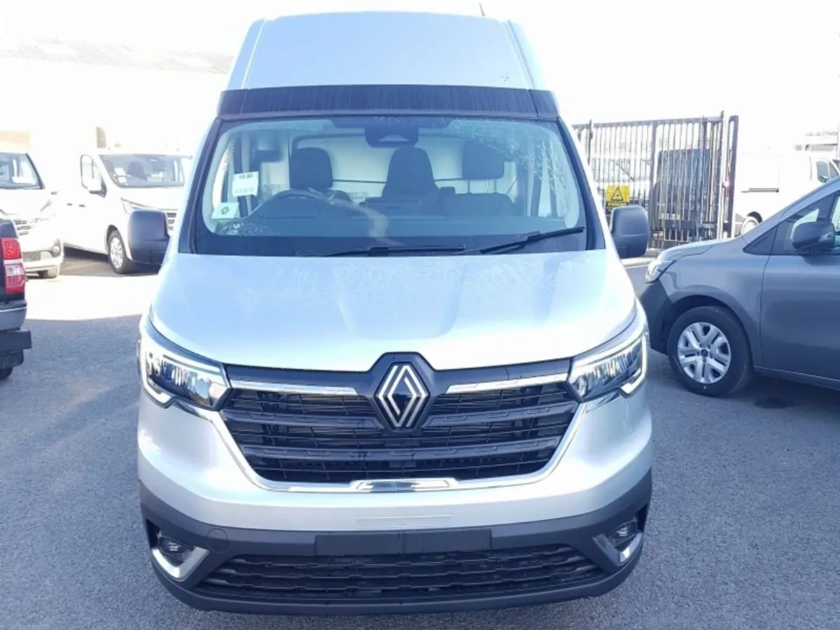 Renault Trafic 150bhp High Roof Advance EX VAT Pr - Image 1