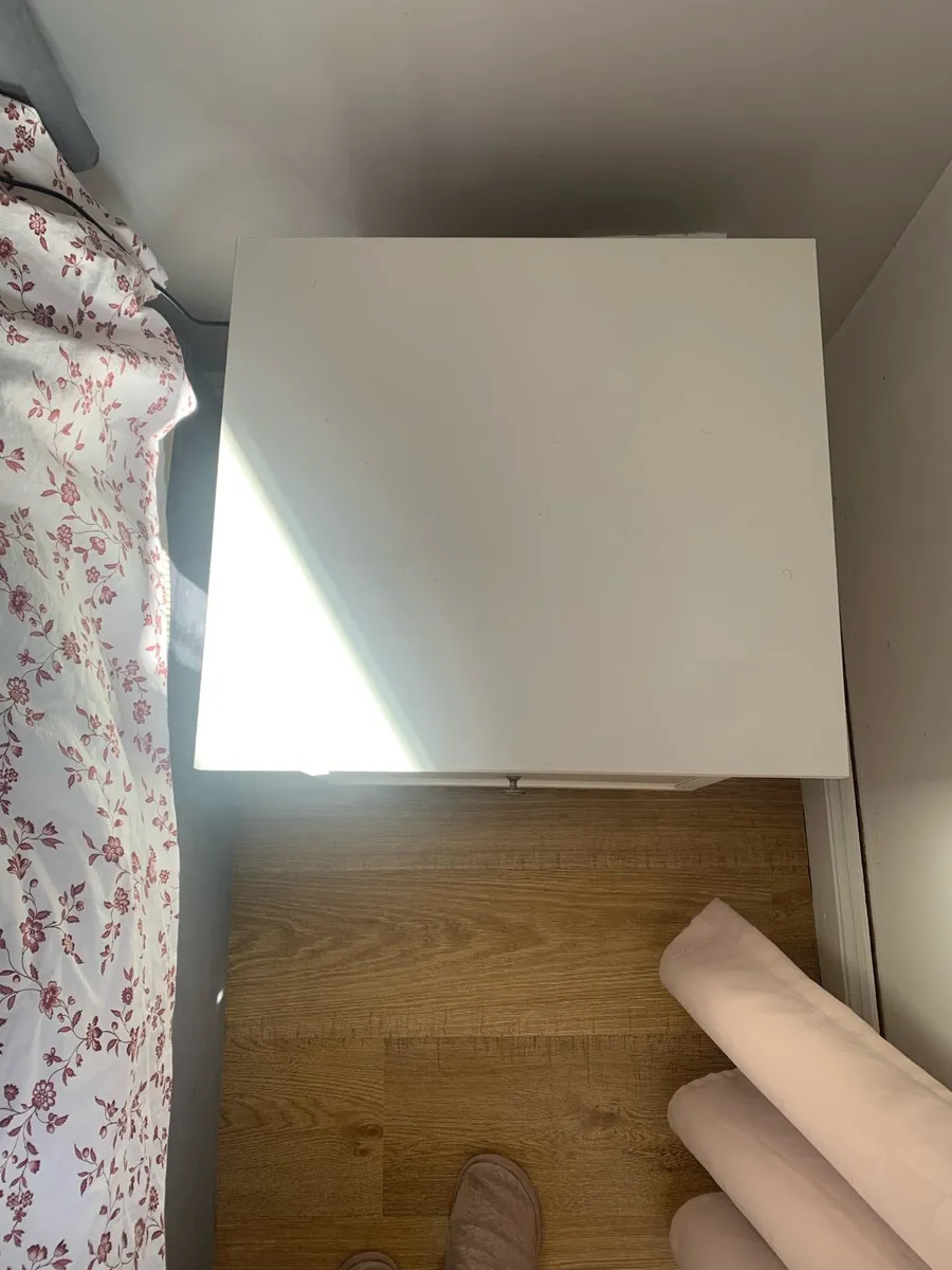 Bedside table - Image 2