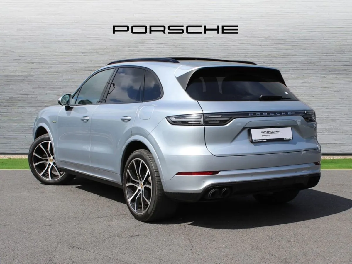 Porsche Cayenne E-hybrid - Image 2