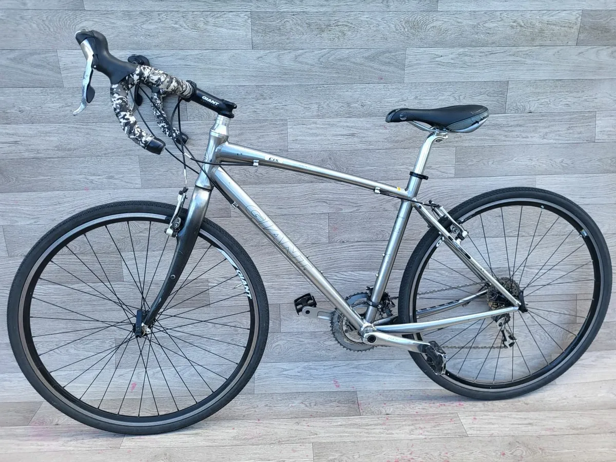 Gravel, Cross,  Giant CRS - Image 2