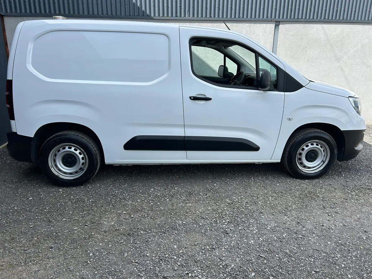2021 Opel Combo (Same as Partner / Berlingo) - Image 3