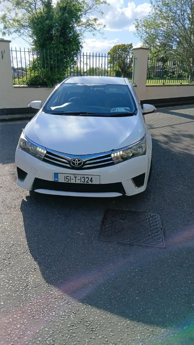 Toyota Corolla 2015 - Image 3