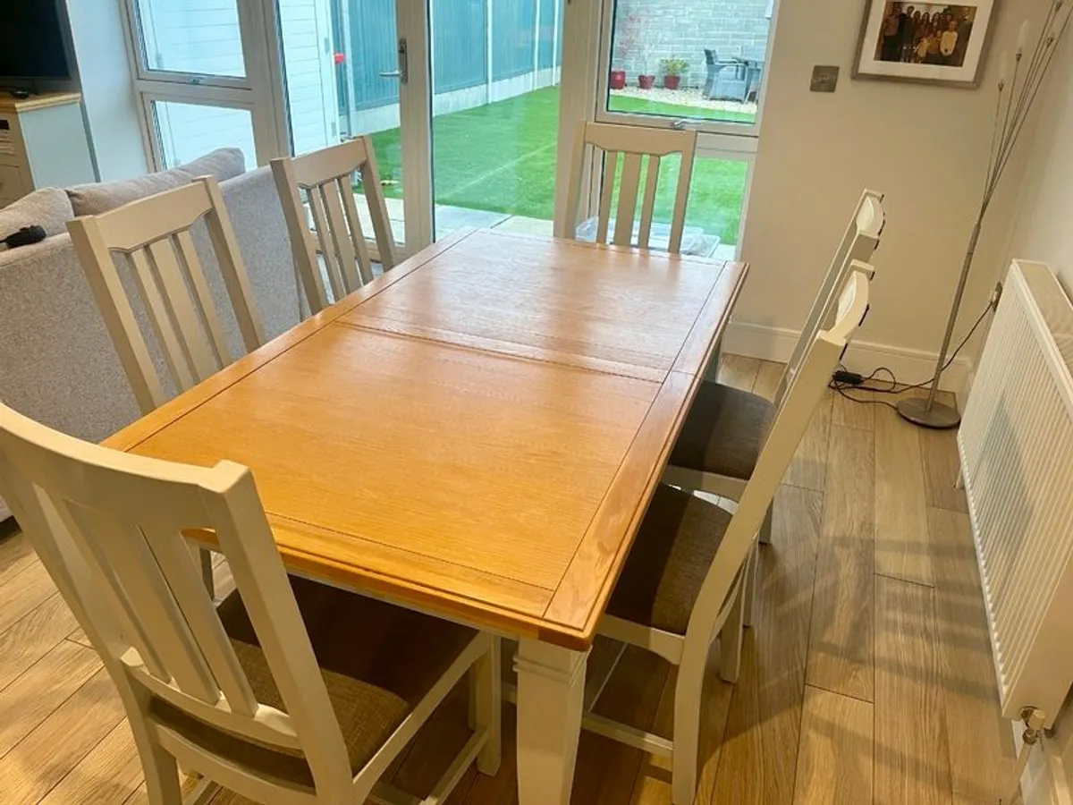 Dining Table & 6 Chairs Extendable - Image 3