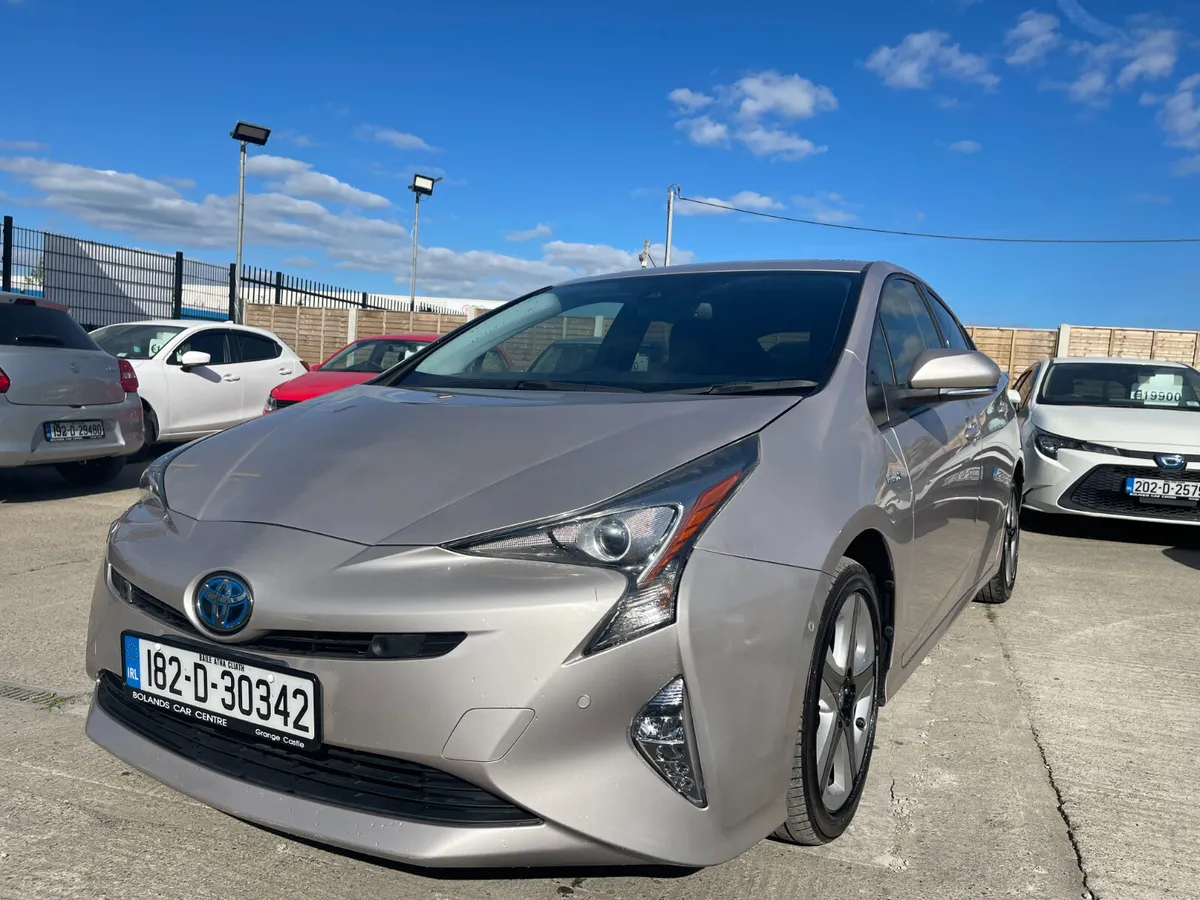 182 Toyota PriusHybrid 1.8 Automatic 5dr Model - Image 3