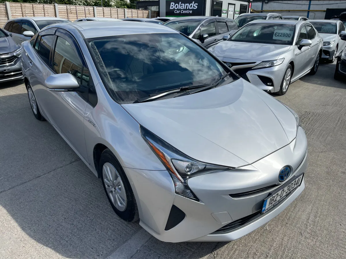 182 Toyota Prius Hybrid 1.8 Automatic 5dr Model - Image 2