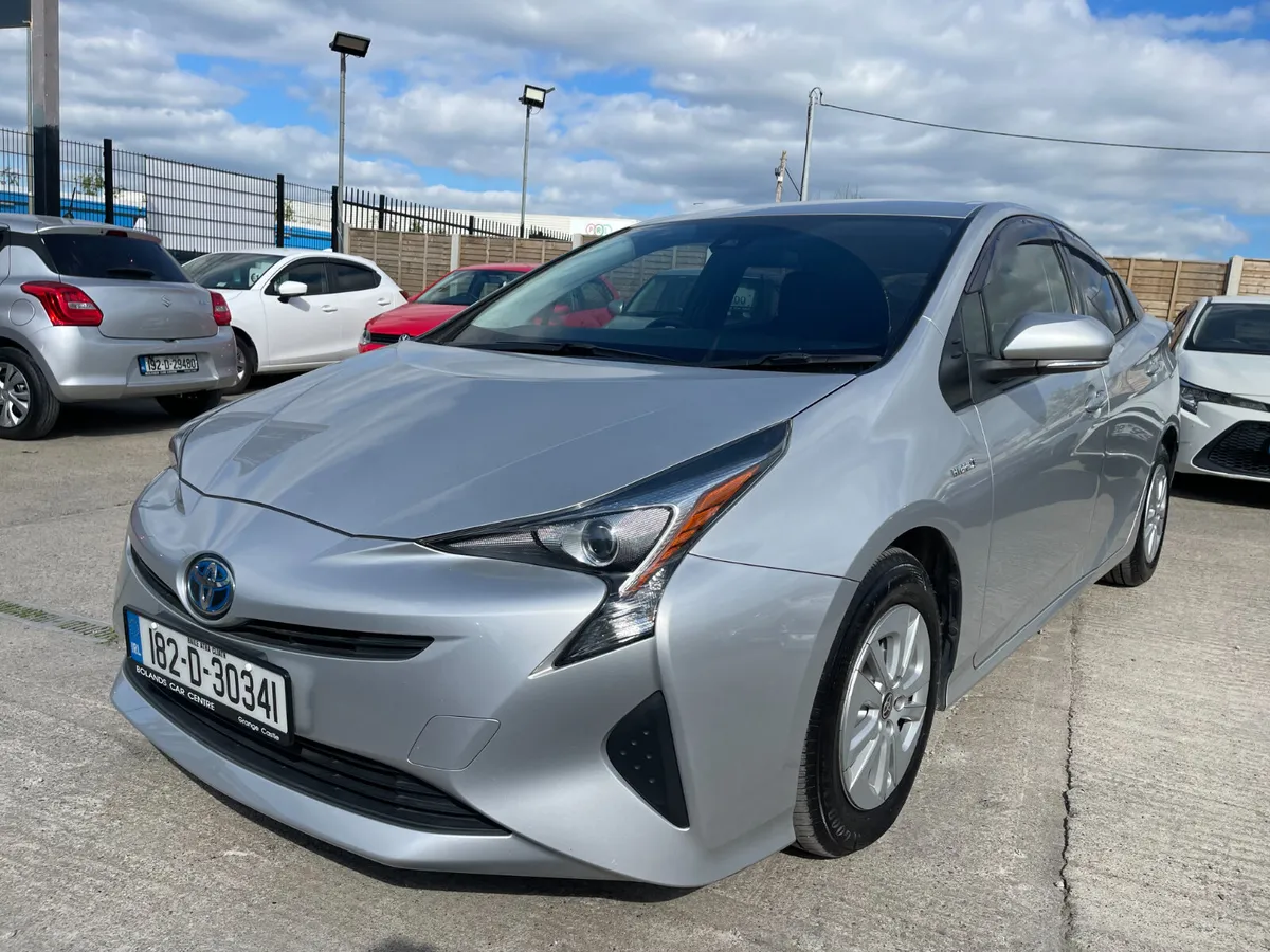 182 Toyota Prius Hybrid 1.8 Automatic 5dr Model - Image 3
