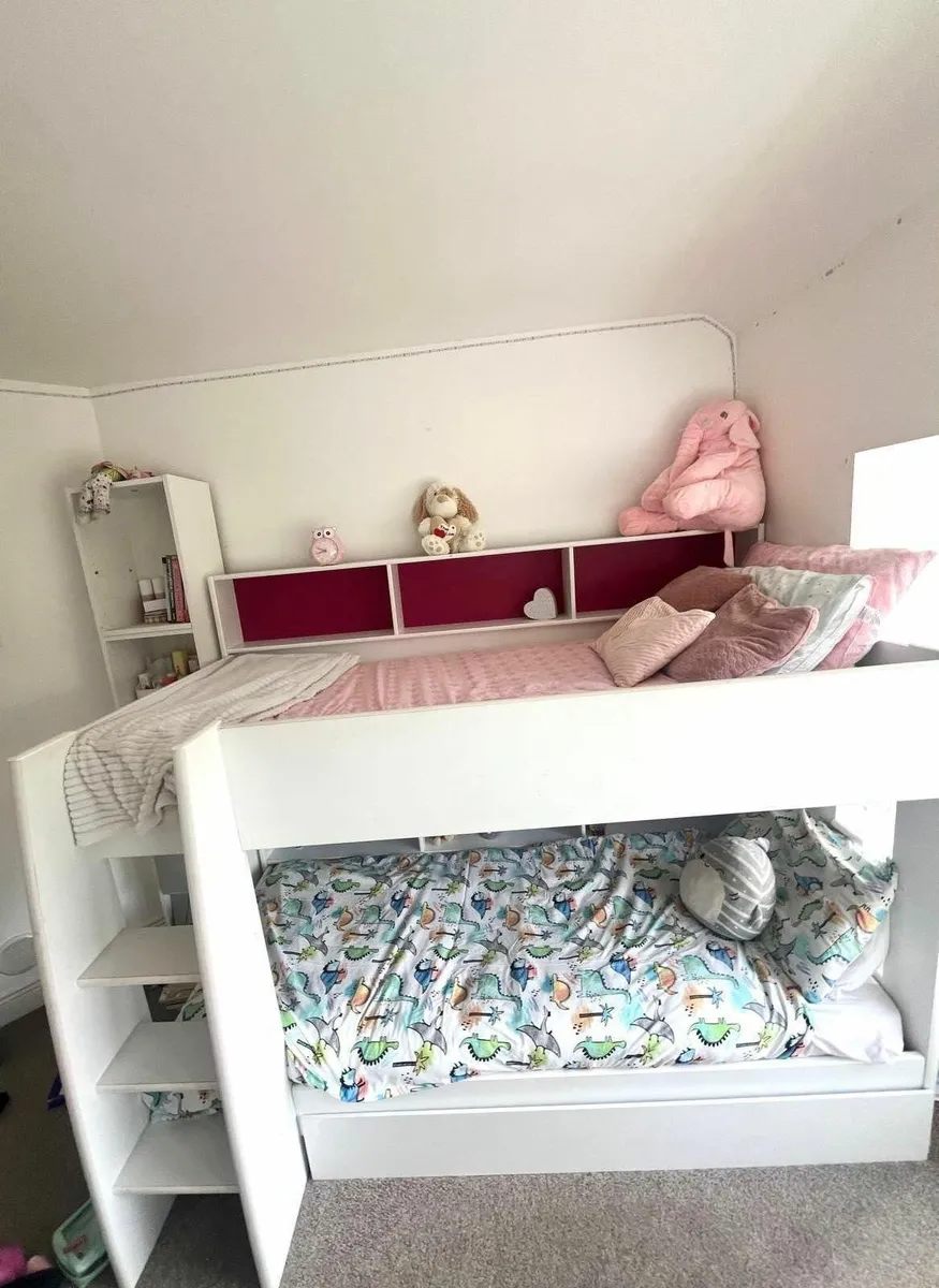 BunkBeds - Jellybean - Image 1