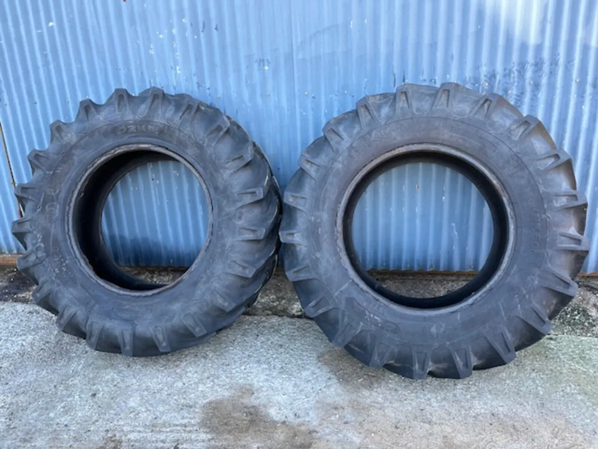 18.4 x 30 OZKA Tyres - Image 1