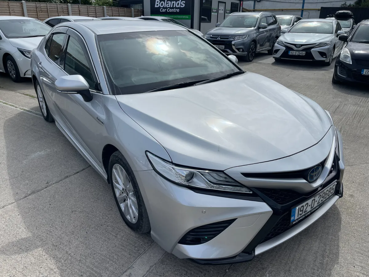 192 Toyota Camry Hybrid 2.5 Automatic (High Spec) - Image 2
