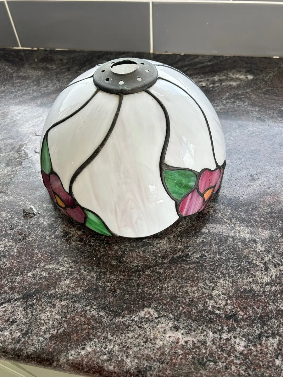 Stained glass ceiling light shade - Image 2
