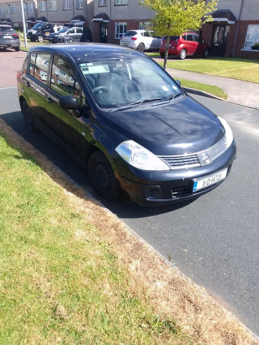 2011 Nissan Tiida - Image 2