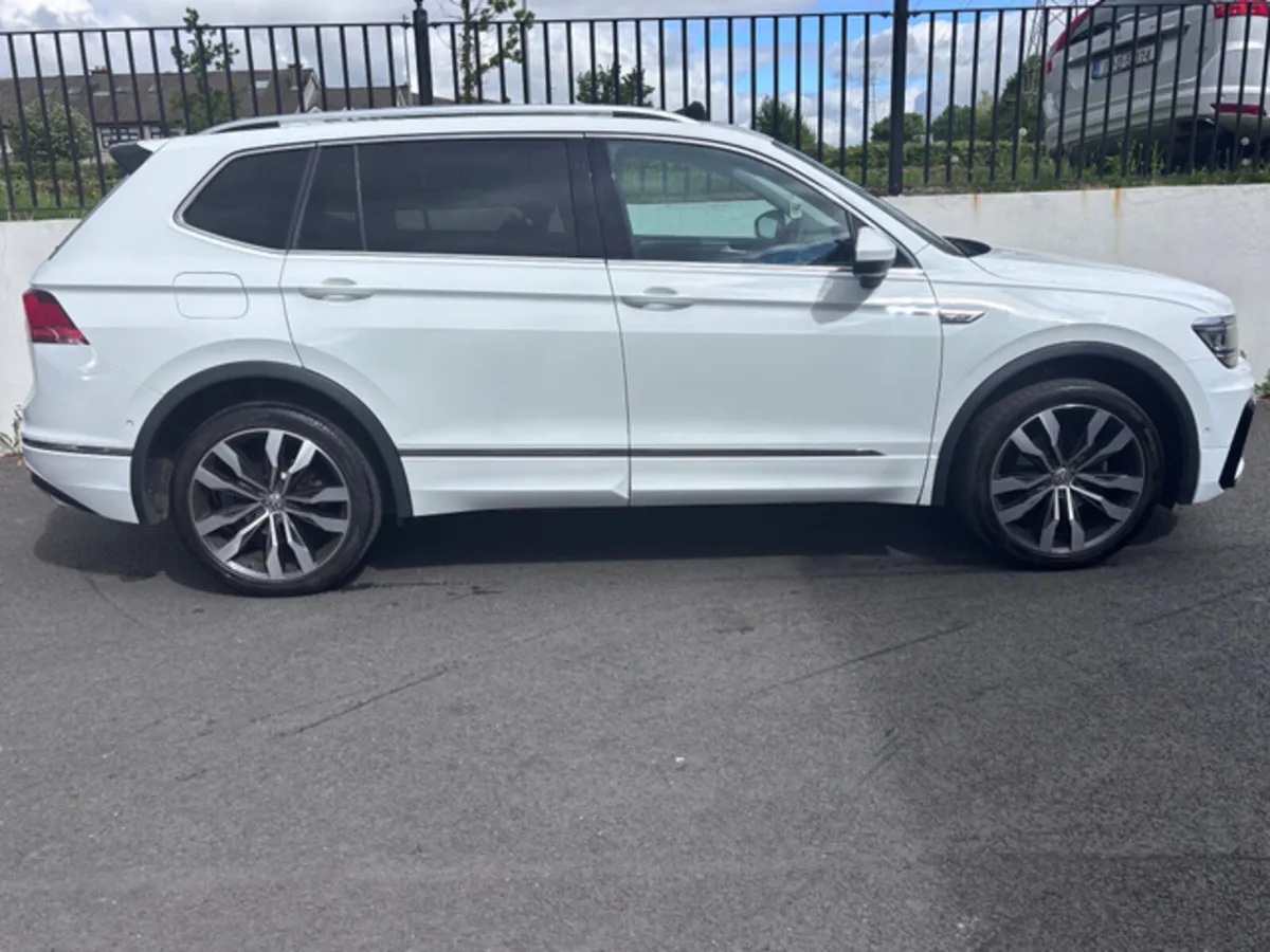 VOLKSWAGEN TIGUAN ALLSPACE R-LINE 1.5 TSI 150 5DR - Image 4