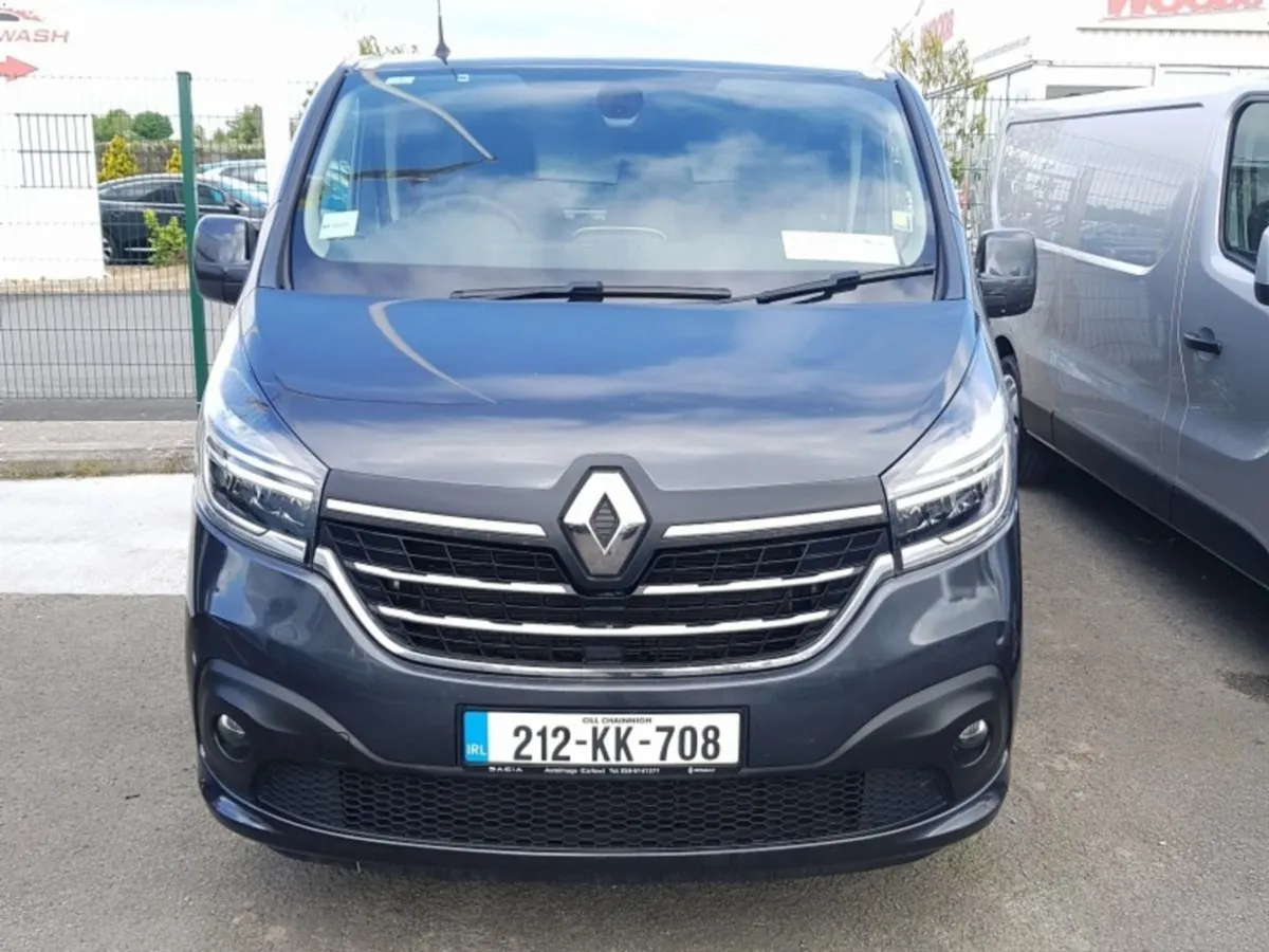 Renault Trafic 145 Sport EX VAT Price Displayed - Image 1