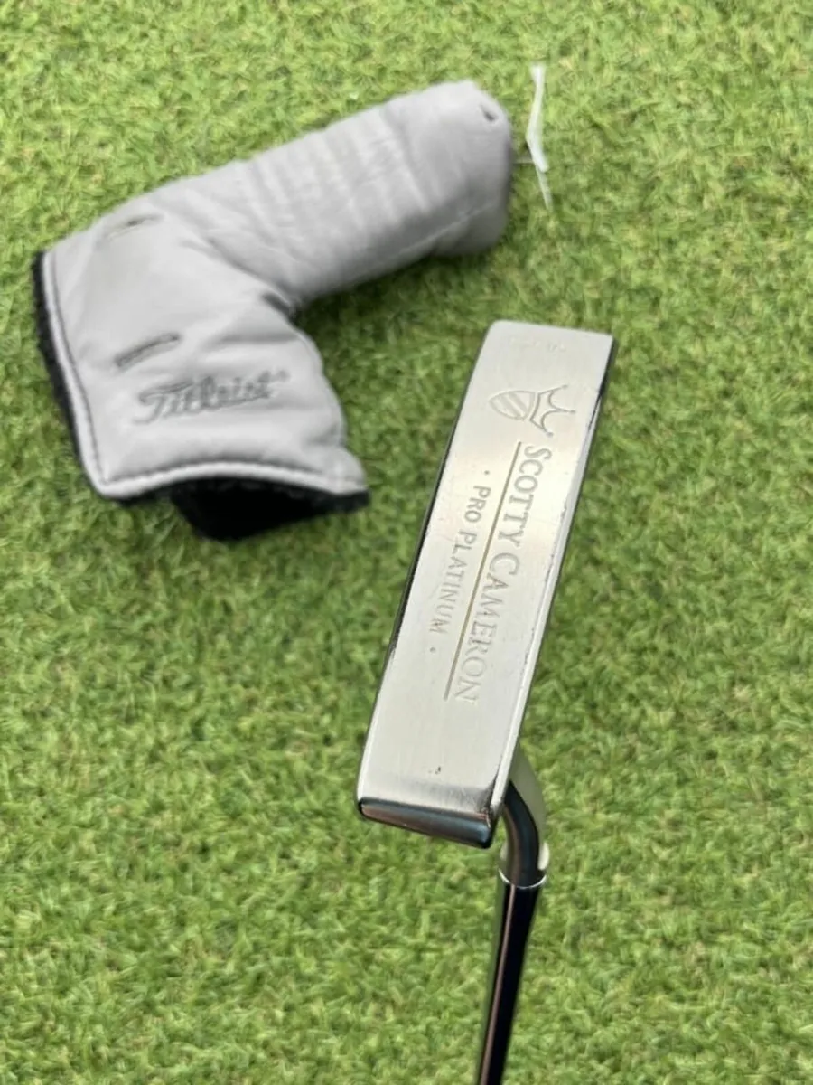 SCOTTY CAMERON PRO PLATINUM NEWPORT 2 PUTTER / 34″ - Image 2
