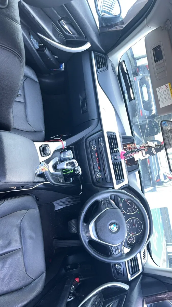 BMW F30 sport 2012 - Image 2