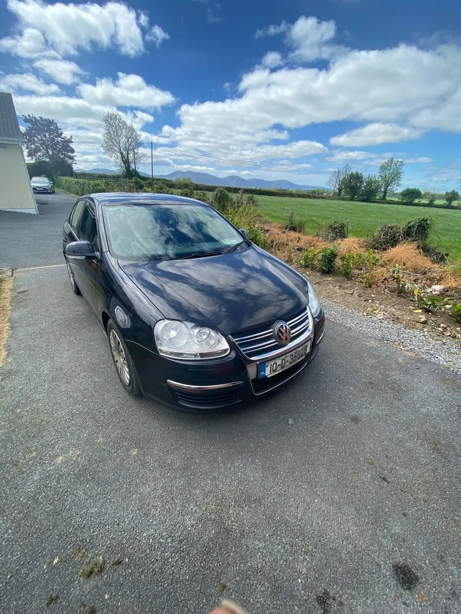 Volkswagen Jetta  1.6 TDI - Image 2