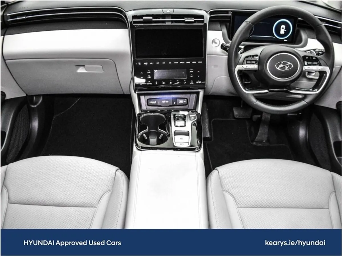 Hyundai Tucson Executive Plus Hybrid - Image 4