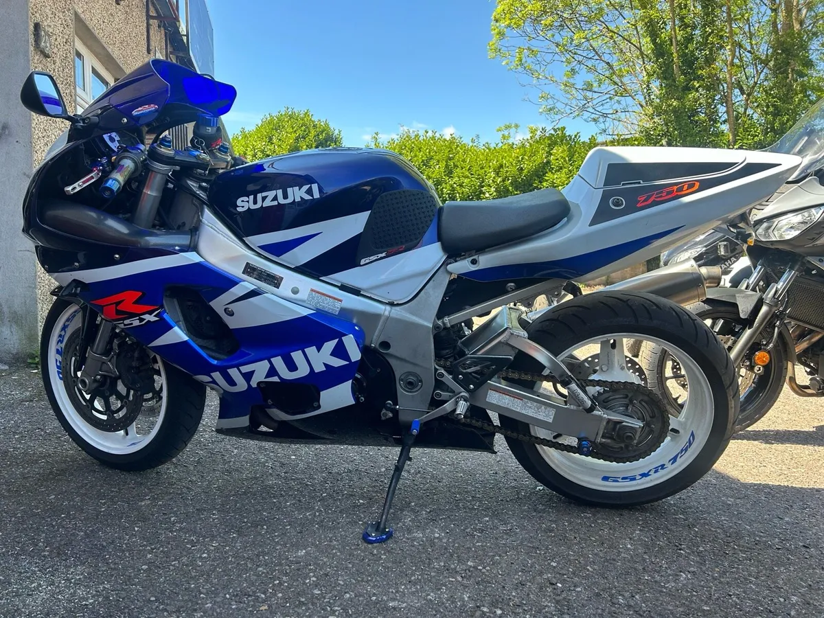 Suzuki Gsx750r - Image 2