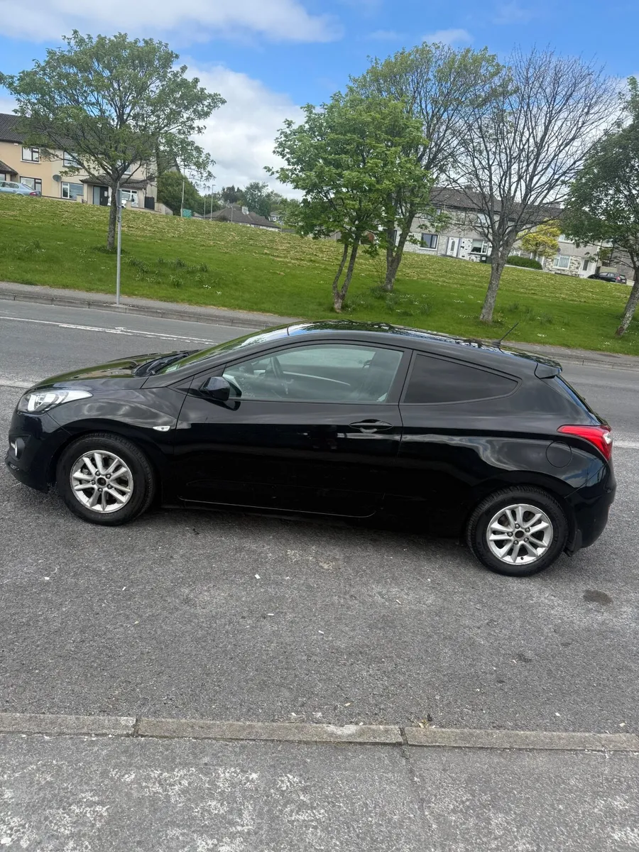 Hyundai i30 2015 - Image 4