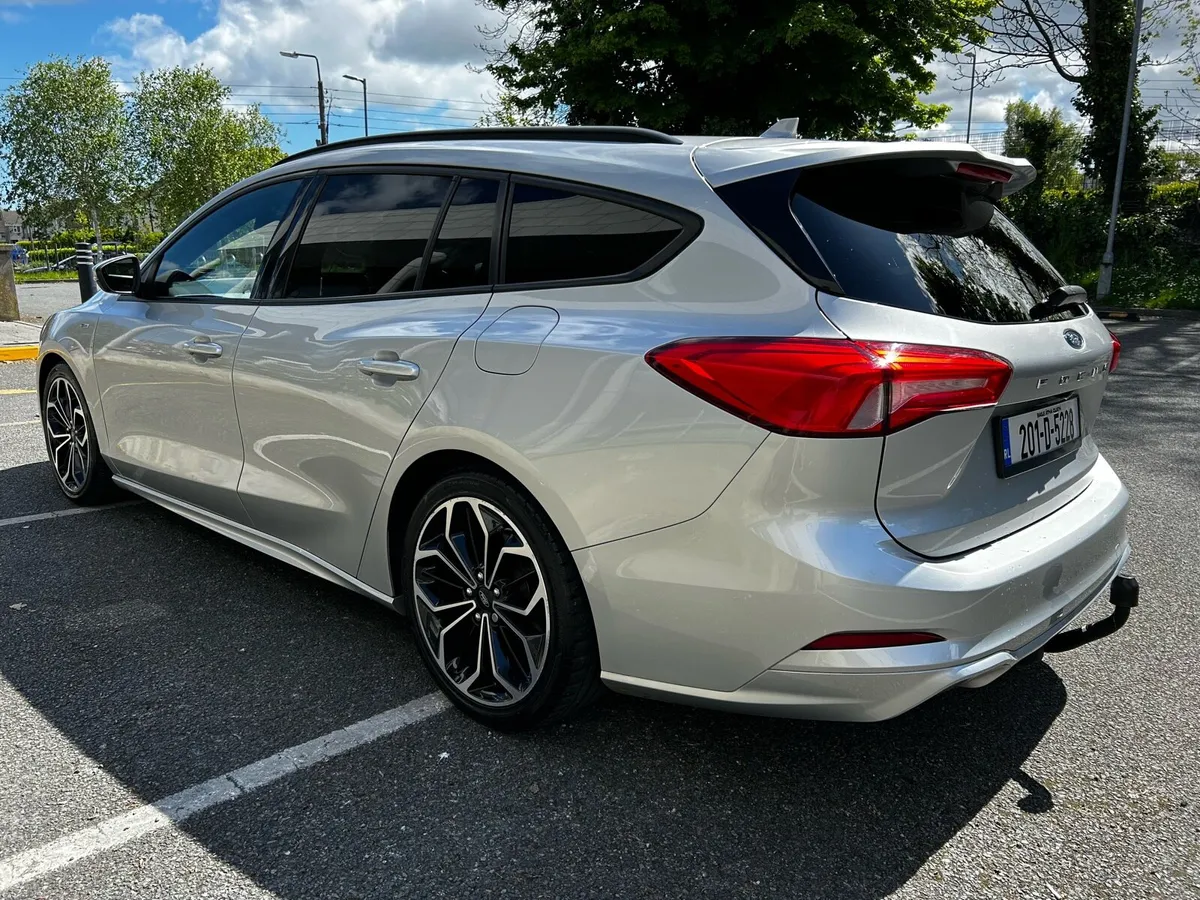Ford Focus Estate Auto ST Line Immaculate - Image 4