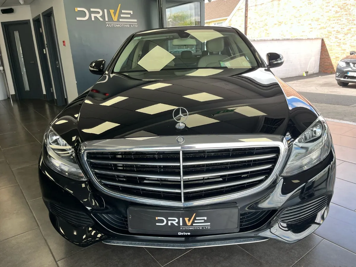 Mercedes-Benz C-Class 2016 - Image 2