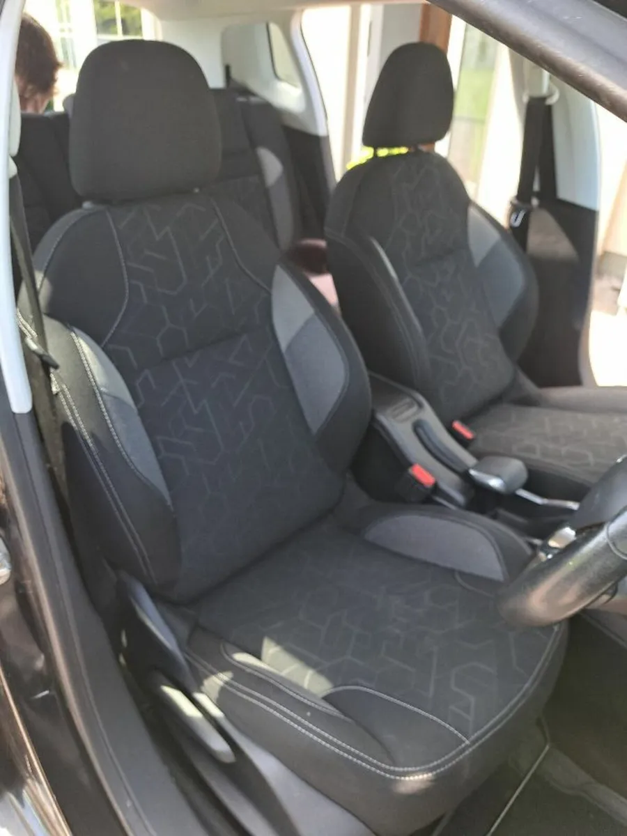 Peugeot 2008 2016 - Image 3