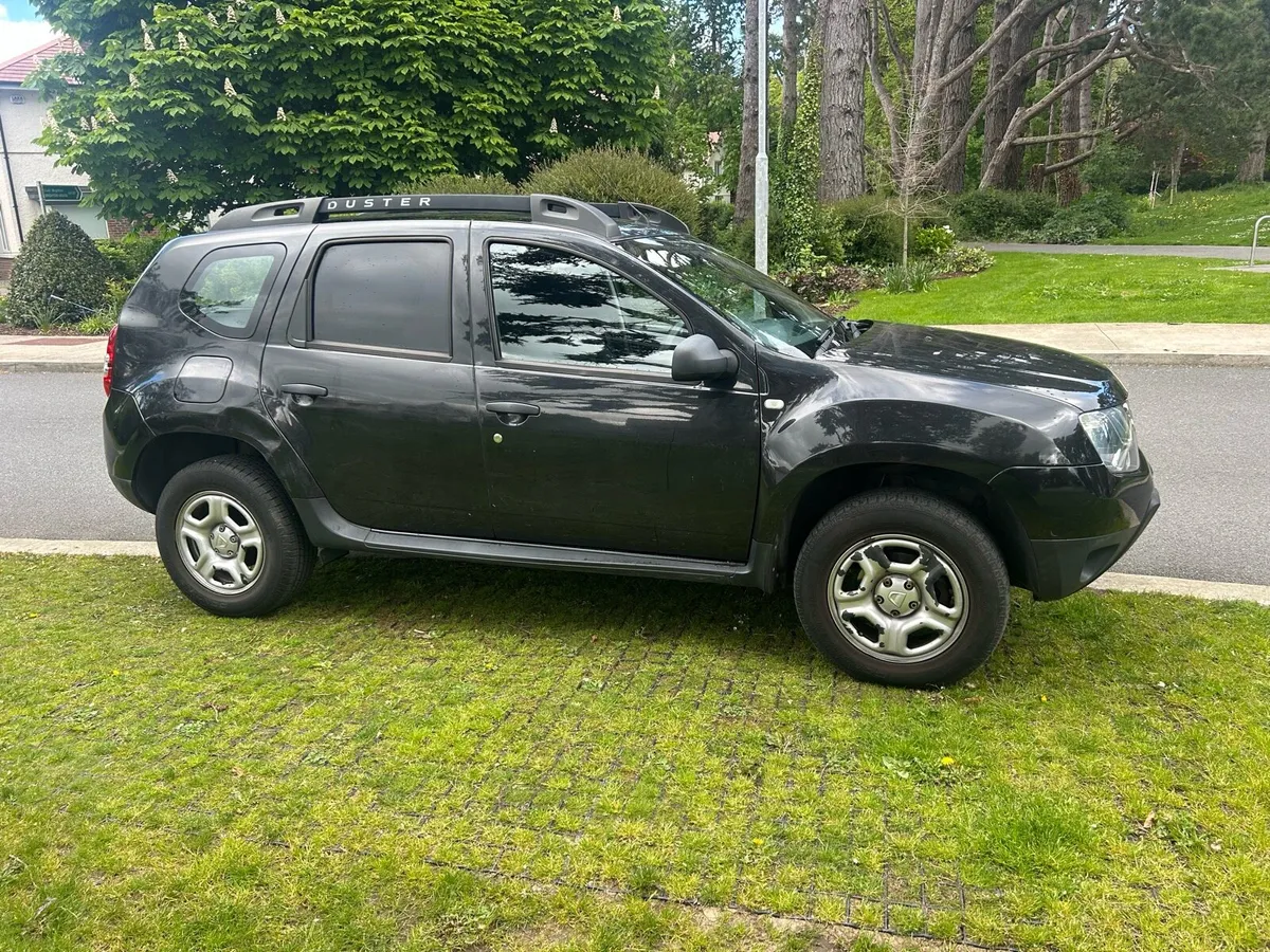 Car - Image 3