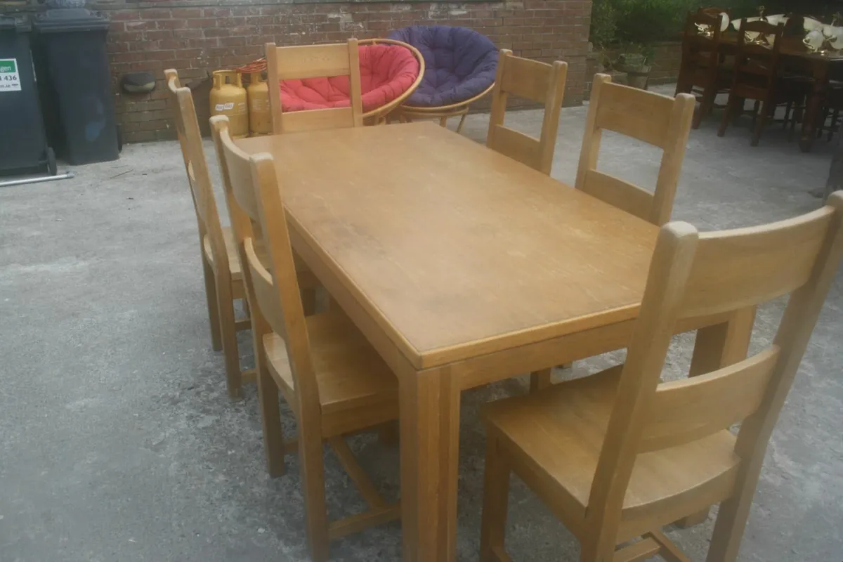 House clearance Table & Chairs - Image 2