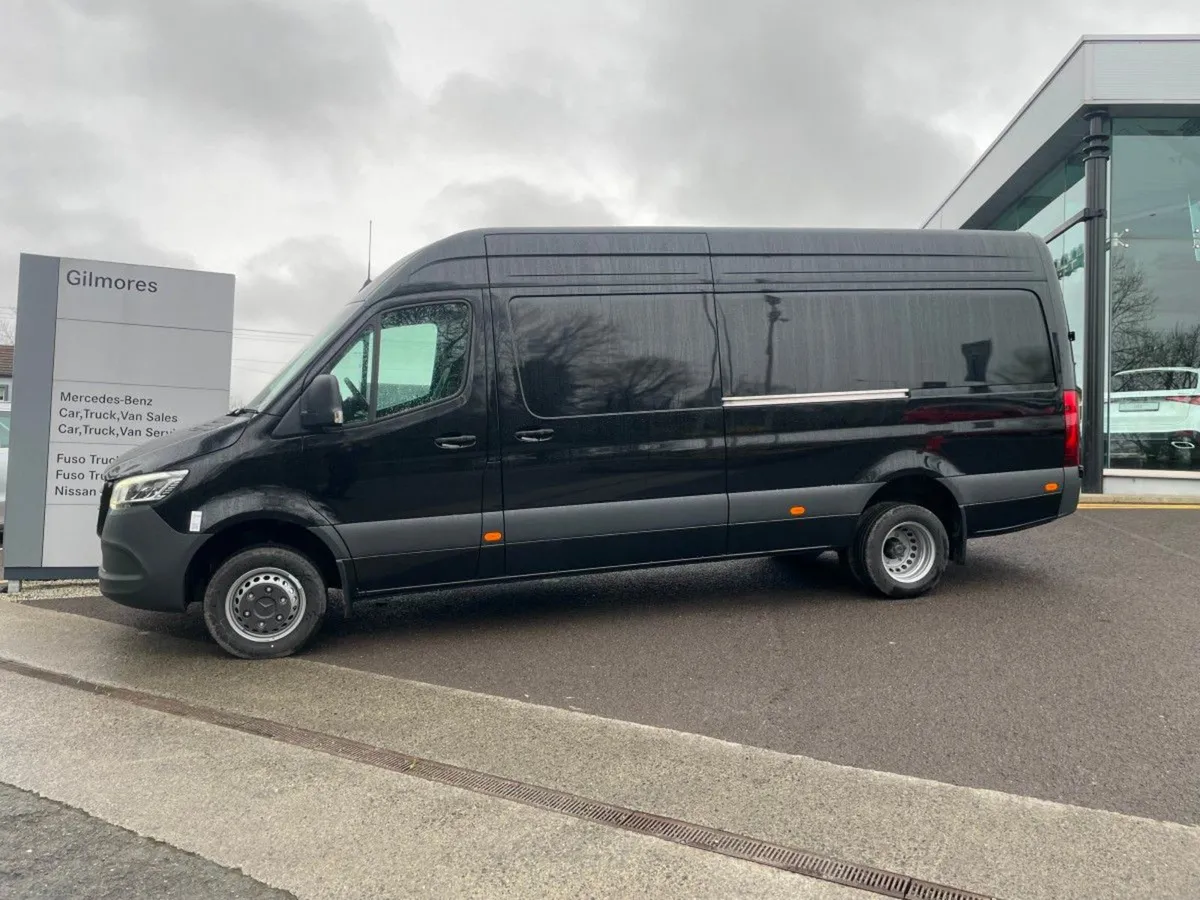 Mercedes-Benz Sprinter 519LWB High Roof Select Ma - Image 2