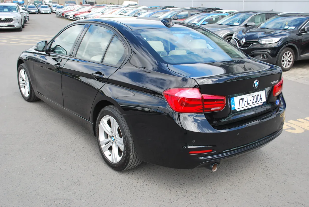 BMW 3-Series 2017 - Image 3