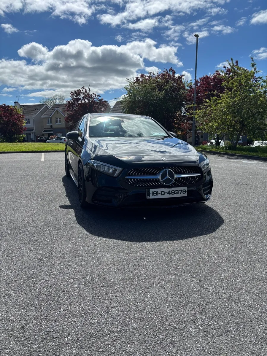 Mercedes-Benz A-Class 2019 AMG LINE - Image 1