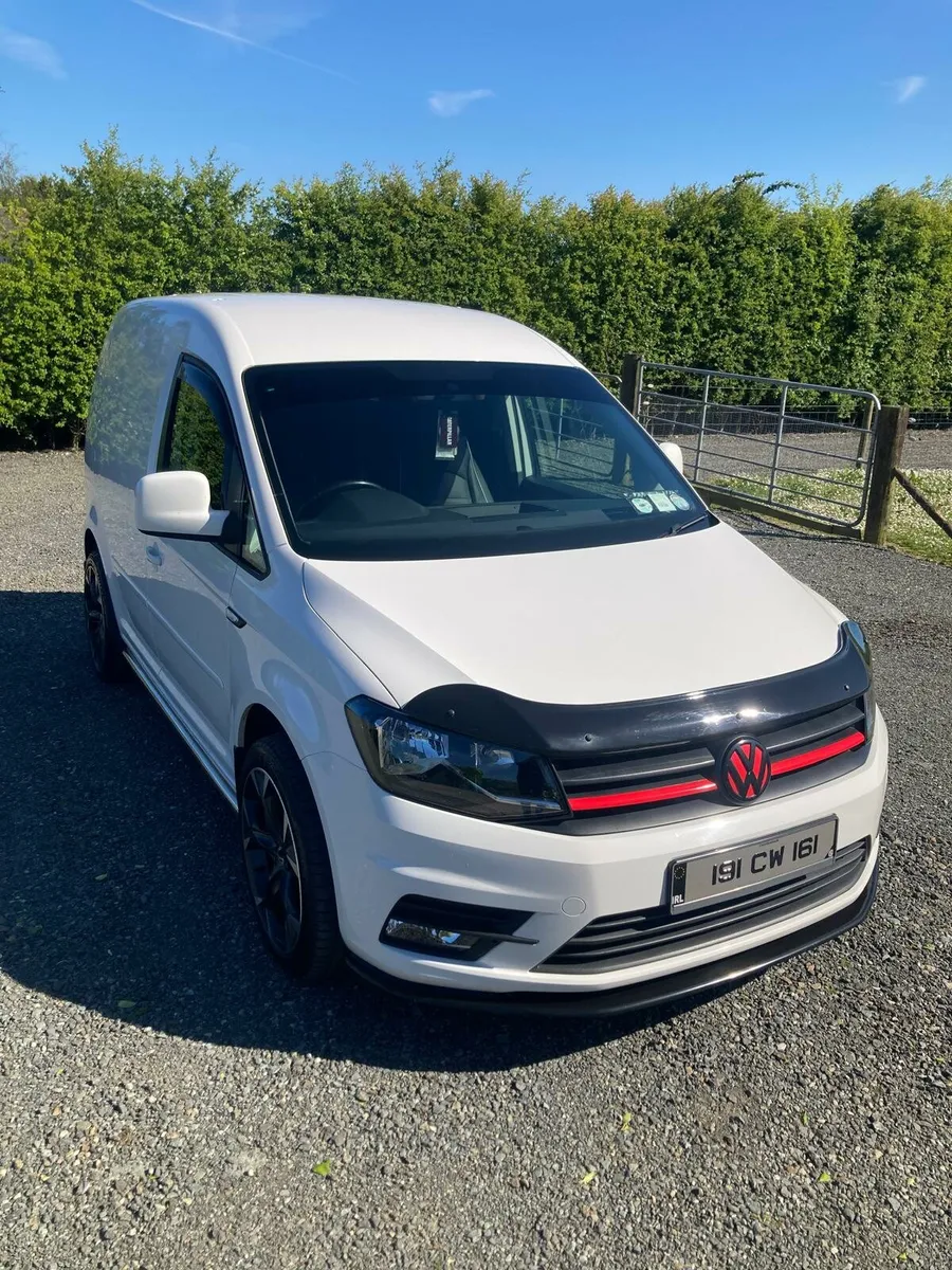 2019 Volkswagen Caddy Van - Image 1