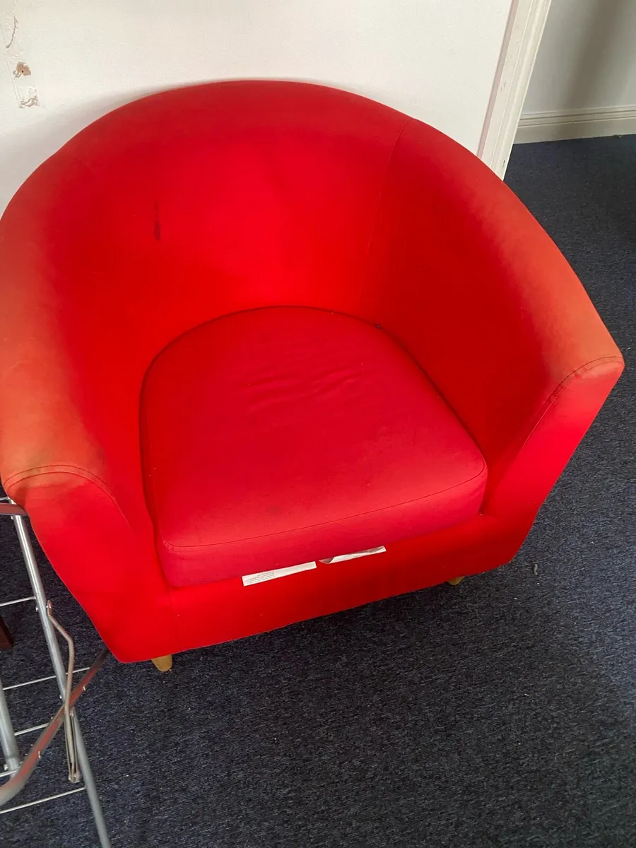 Free -Office chairs - Image 1