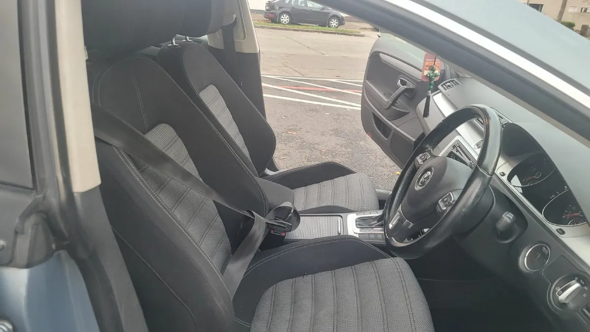 Volkswagen CC 2012 - Image 3