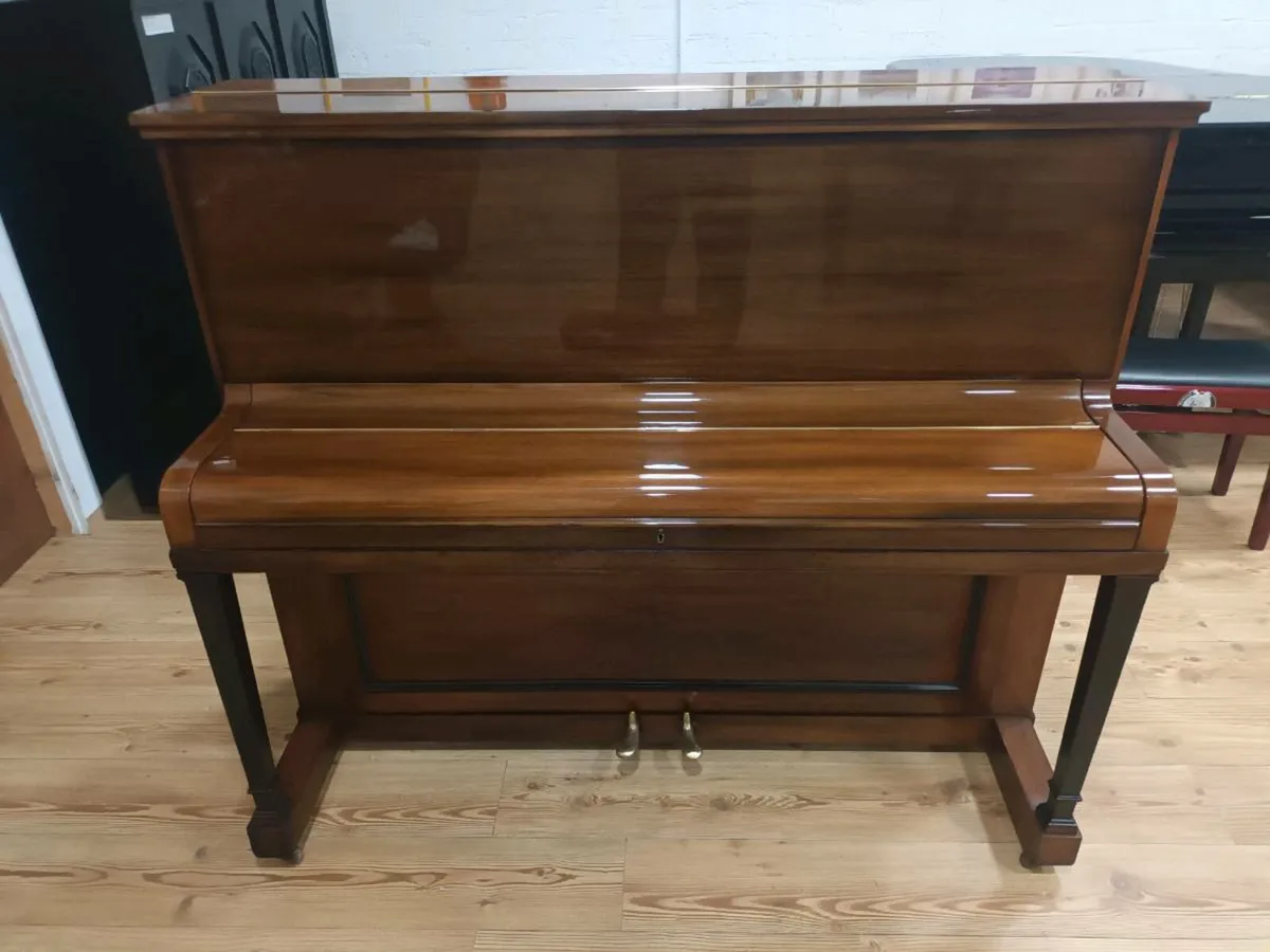 SALE | 1930 Hopkinson | Beautiful Walnut Case - Image 4