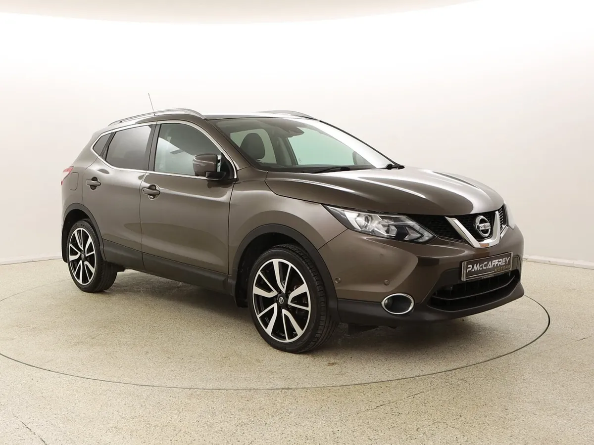 2017 NISSAN QASHQAI TEKNA 1.5 DCI LEATHER SAT NAV - Image 1