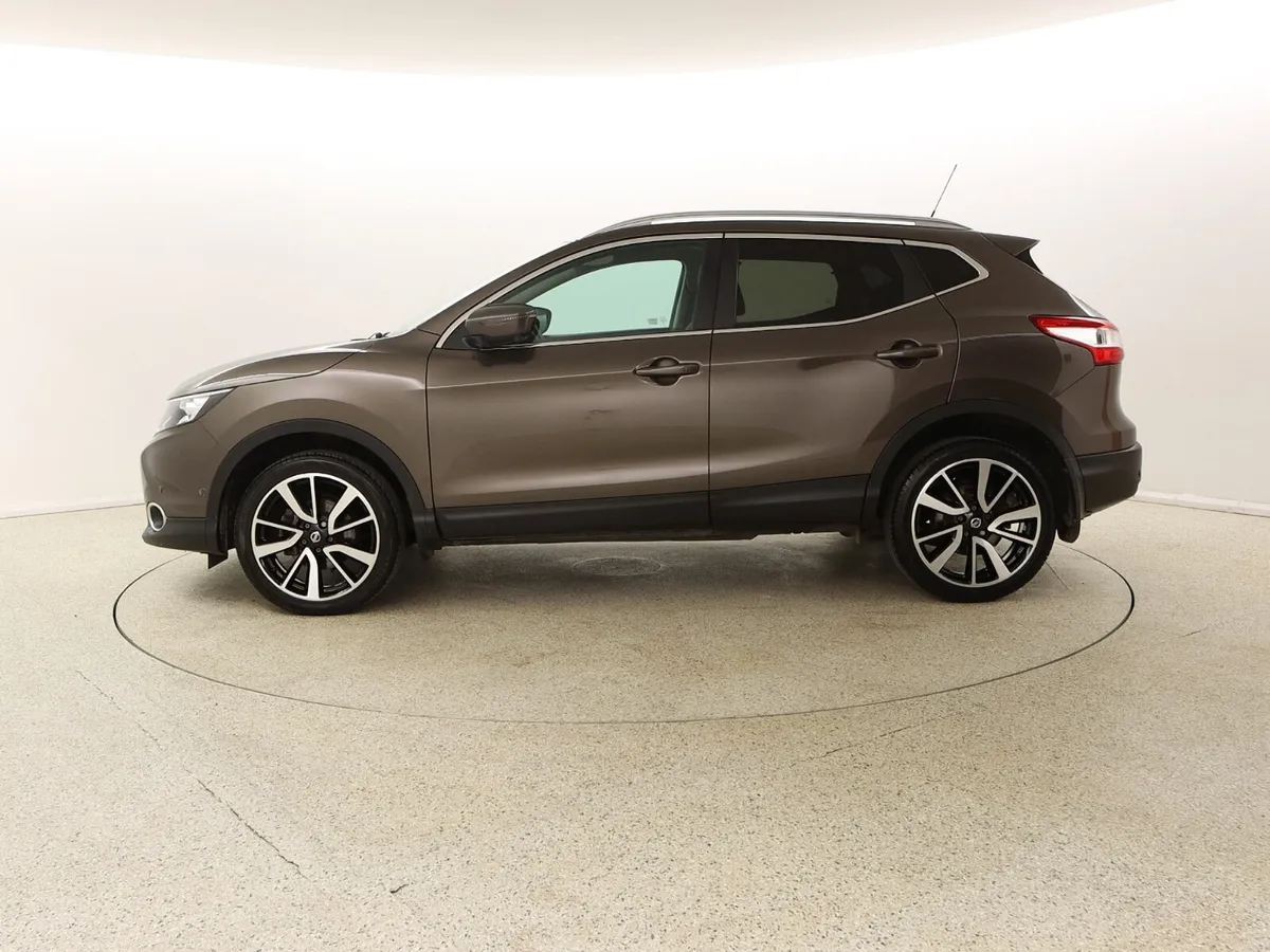 2017 NISSAN QASHQAI TEKNA 1.5 DCI LEATHER SAT NAV - Image 4