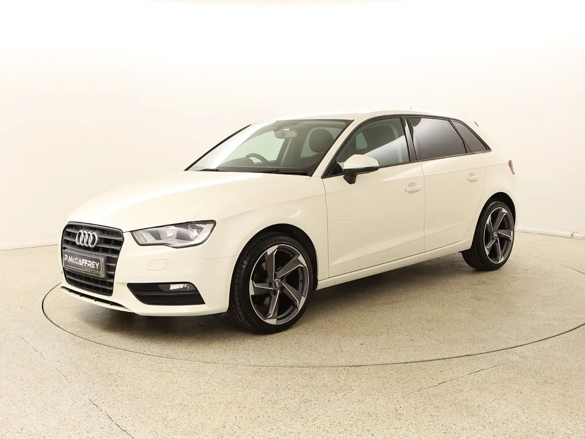 2015 AUDI A3 SE 1.6 TDI 110 BHP BLACK EDITION STYL - Image 3
