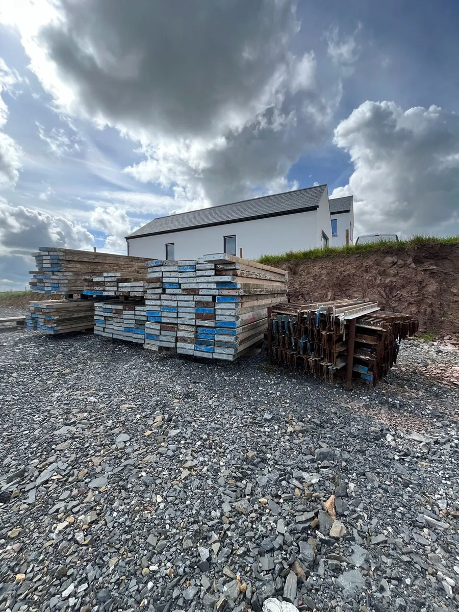 Scaffolding for sale - Image 3