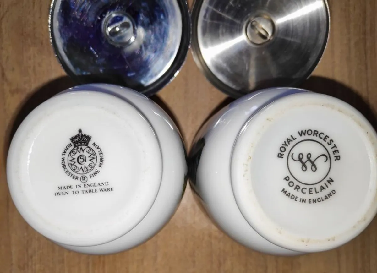 Vintage Royal Worcester double egg coddlers blackberry pattern - Image 4