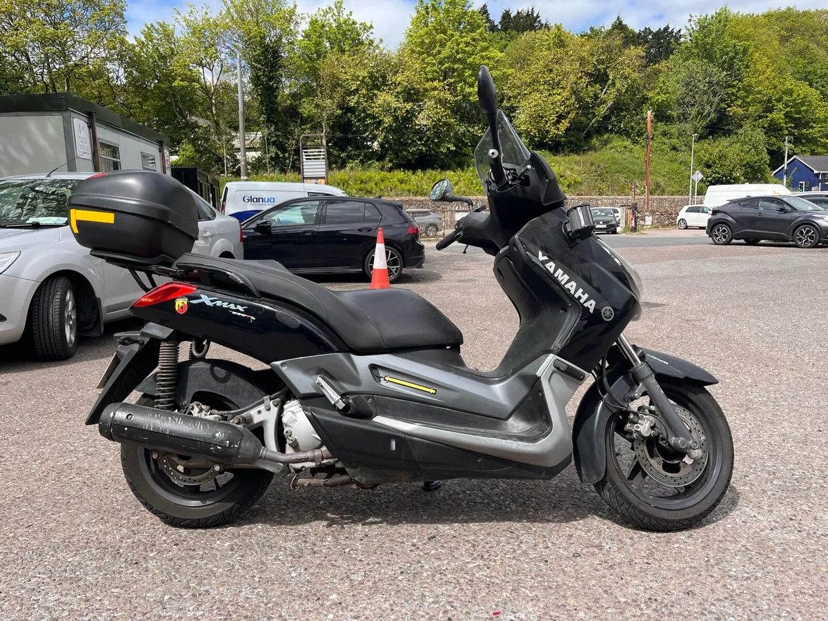 Yamaha xmax 250 - Image 3